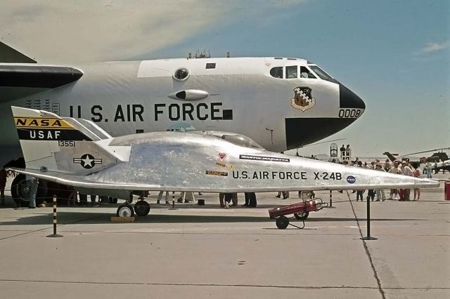 Experimental  (6513551) - Martin Marrieta X-24B 65-13551 at the Edwards AFB Open House on May 16, 1973. Its first glide flight was the following August 1, piloted by John Manke. The pilots of the NB-52B were Lt. Colonel Ranz and Captain Higgins. Martin Marrieta created an entirely new aerodynamic shape for the X-24B by building an aluminum glove over the existing X-24A airframe.