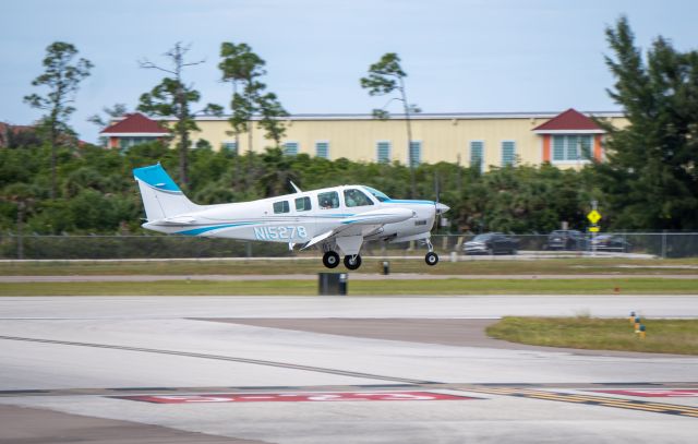 Beechcraft Bonanza (36) (N15278) - Landing runway 5