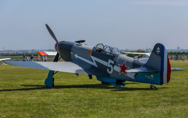 YAKOVLEV Yak-3 (F-AZLY) - Yakovlev Yak-3UA