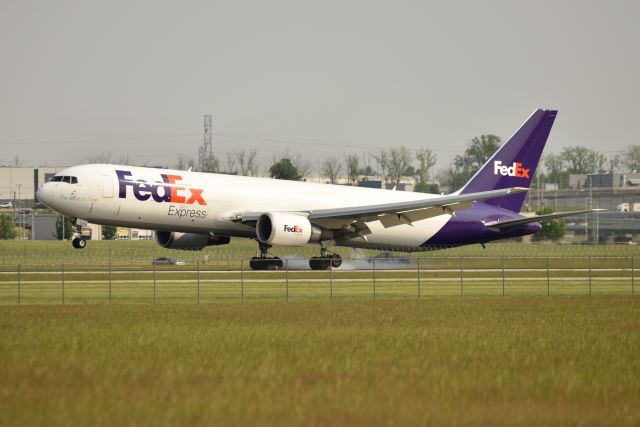 BOEING 767-300 (N278FE) - 5-L 05-17-23