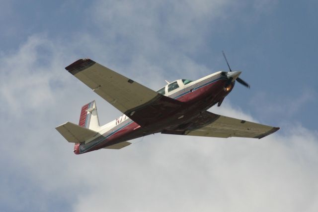 Mooney M-20 Turbo (N777MT)