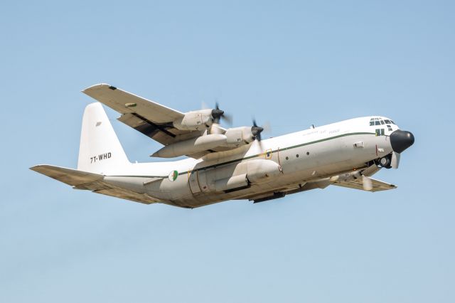 Lockheed C-130 Hercules (7T-WHD)