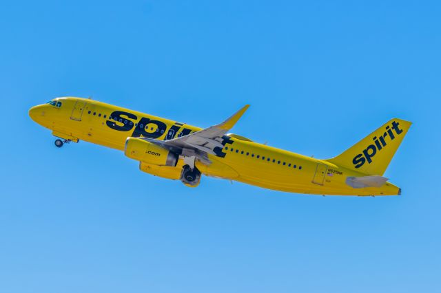 Airbus A320 (N625NK) - Spirit Airlines A320 taking off from PHX on 10/9/22. Taken with a Canon 850D and Tamron 150-600mm G2 lens.