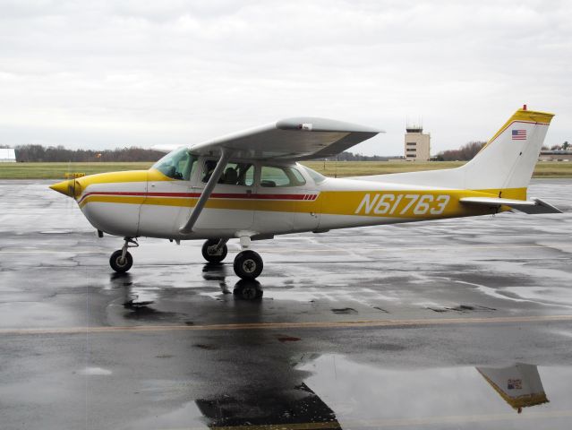 Cessna Skyhawk (N61763)