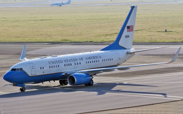 01-0041 — - usaf c-40b 01-0041 arriving in shannon this morning 23/4/15.