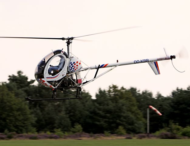 SCHWEIZER 269 (OO-KBB)