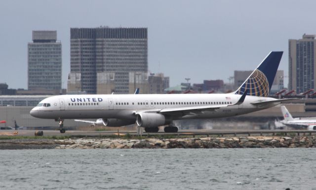 Boeing 757-200 (N14106)