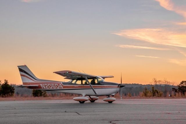 Cessna Skyhawk (N20604)