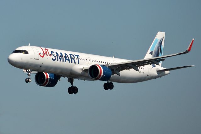 Airbus A320 (CC-AWW)