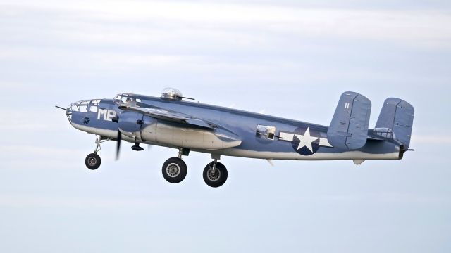 North American TB-25 Mitchell (N5865V) - B-25J-30 (PBJ) Semper Fi (SN 44-30988) on rotation from Rwy 20 for a flight to Wright Field on 4.17.17. The event was the 75th anniversary of the Doolittle Raid and was held at Wright-Patterson AFB.