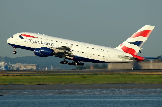 Airbus A380-800 (G-XLEH) - Speedbird 286 Super departing for London after diverting from San Francisco. This is the second British Airways A380 in two days to divert due to a medical emergency. The prior days being BAW 268  from Los Angeles