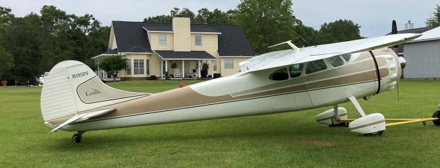 Cessna LC-126 (N195BV)