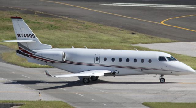 IAI Gulfstream G200 (N748QS)