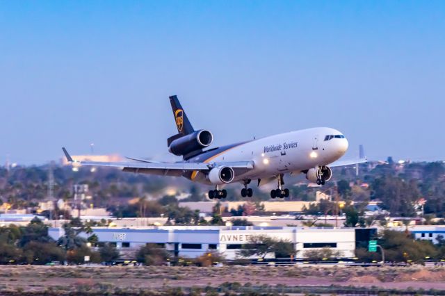 Boeing MD-11 (N287UP) - A UPS MD11 landing at PHX on 2/1/23. Taken with a Canon R7 and Tamron 70-200 G2 lens.