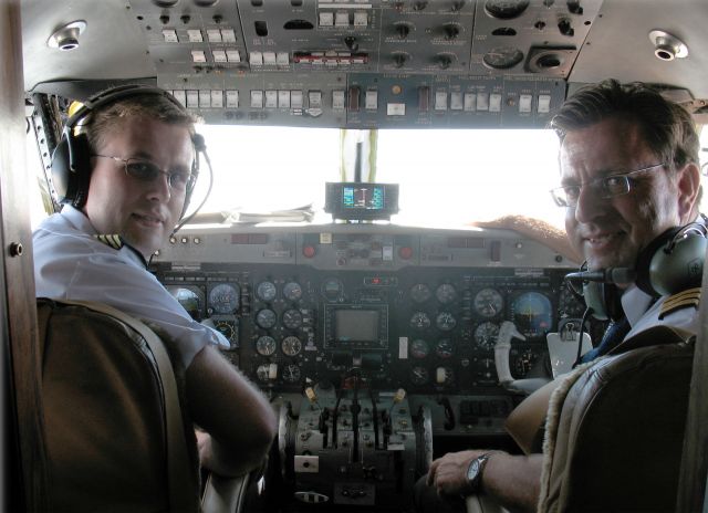 Grumman Gulfstream 1 (ZS-JIS) - En route to Walvis Bay, Namibia. With Captain Marc de Klerk.