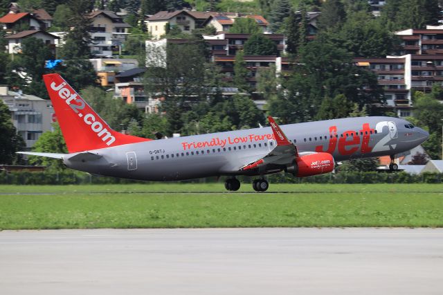 Boeing 737-800 (G-DRTJ)