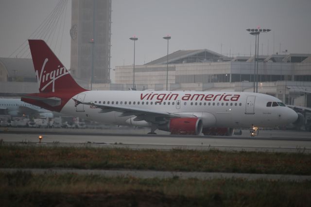 Airbus A319 (N528VA)