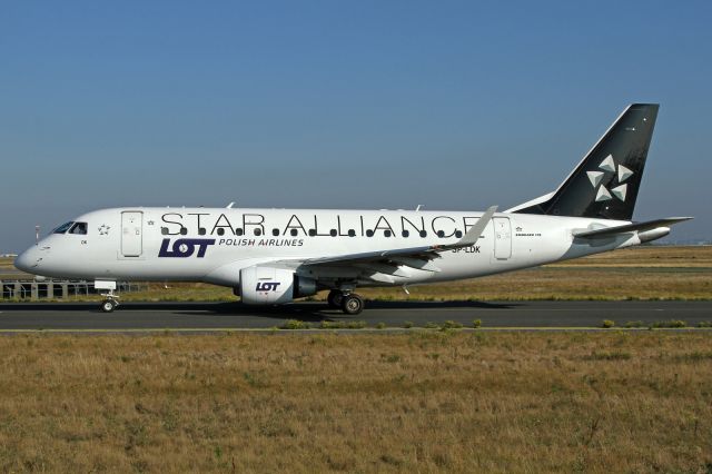 SP-LDK — - "Star Alliance" livery