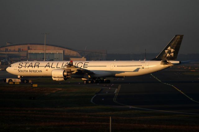 Airbus A340-600 (ZS-SNC) - deep morning sun
