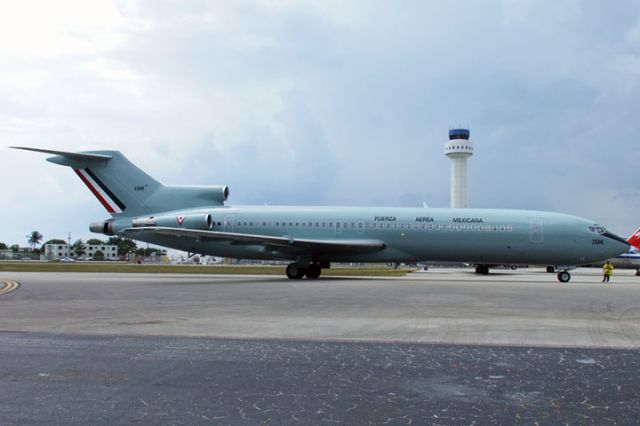 BOEING 727-200 (FAM3506) - Fuerza Aerea Mexicana (Mexico Air Force) B727-200 ready to taxi for takeoff on an one-hour test hop down to Key West and back after three months in maintenance at Air One at Opa-locka Executive Airport.  The aircraft was accepted and flown to Mexico City the next day, April 1, 2012.