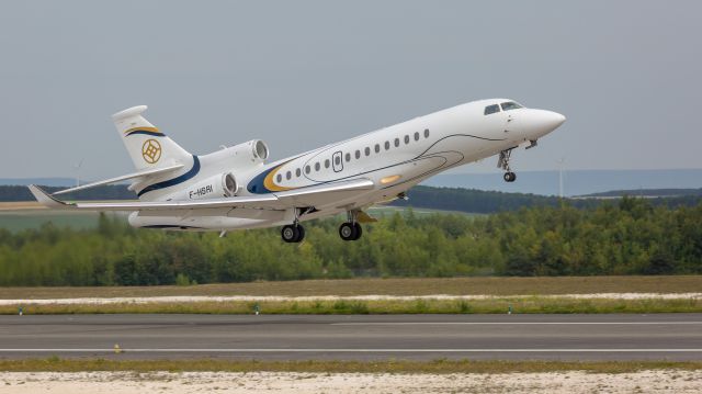 Dassault Falcon 8X (F-HSRI)