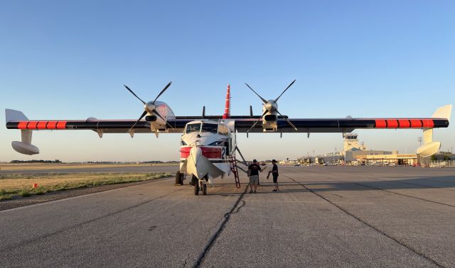 Canadair CL-415 SuperScooper (N392AC)