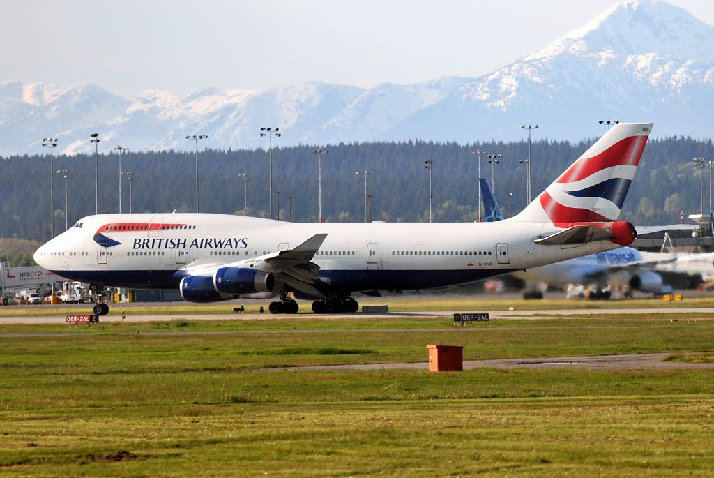 Boeing 747-400 (G-CIVD)