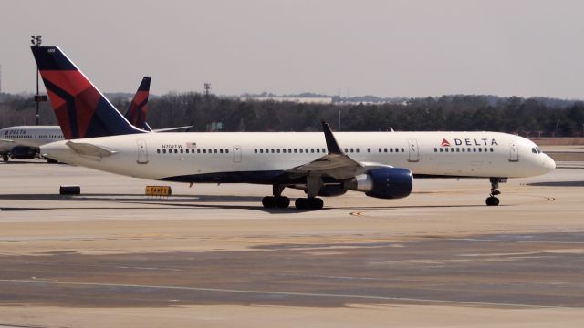 Boeing 757-200 (N702TW) - ex-TWA