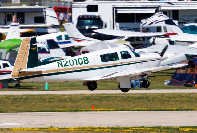 Mooney M-20 (N201QB)