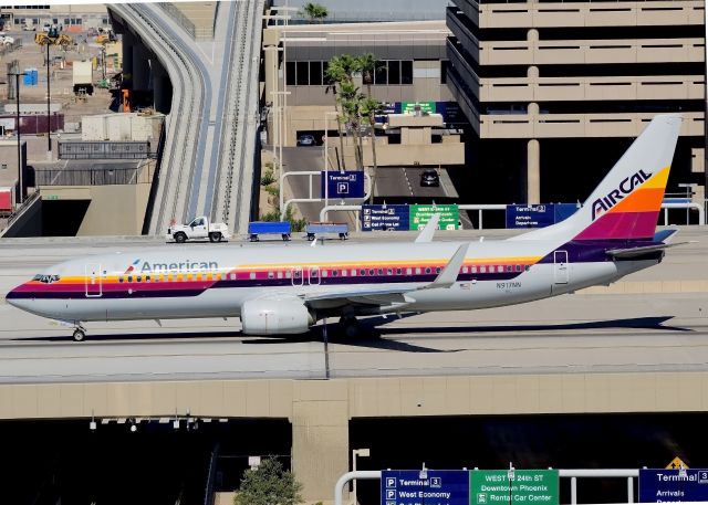 Boeing 737-800 (N917NN)