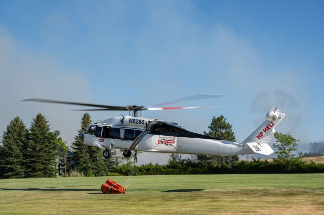 Sikorsky S-70 (N8286) - ð¥ FIGHTING WILD FIRES ð¥ ON EASTERN WASHINGTON JULY 2021