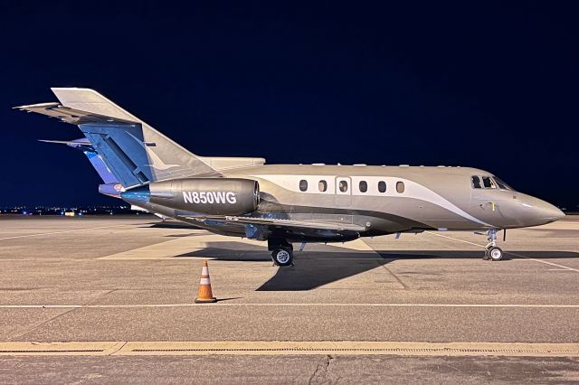 Hawker 800 (N850WG)