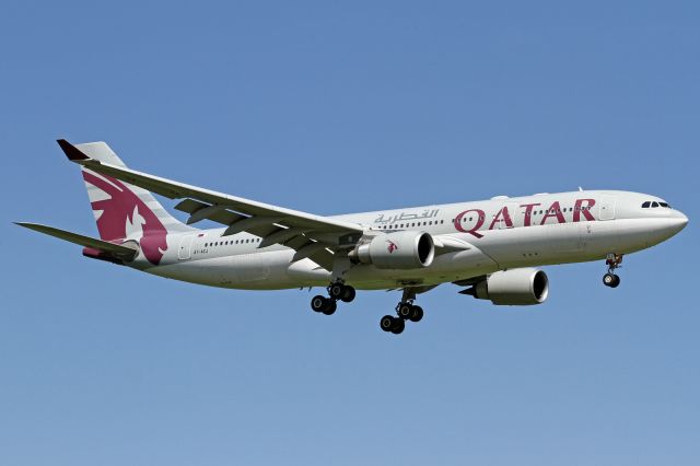 Airbus A330-200 (A7-ACJ)