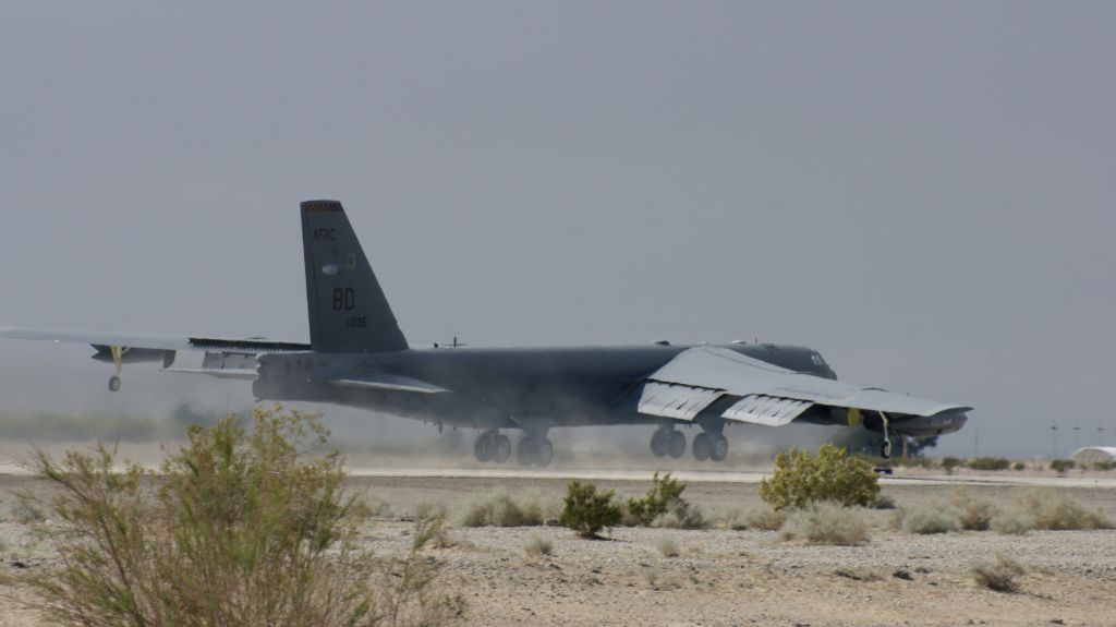 Boeing B-52 Stratofortress —