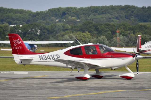 Cirrus SR-22 (N341CP)