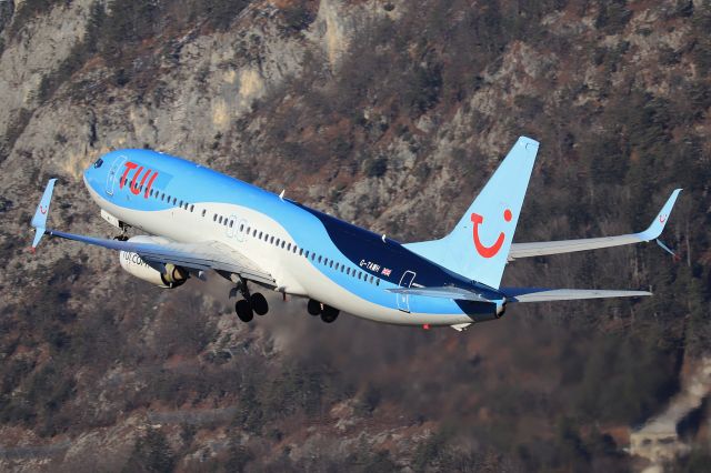 Boeing 737-800 (G-TAWH)