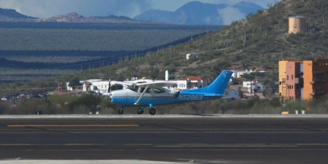Cessna Skylane (N52863)