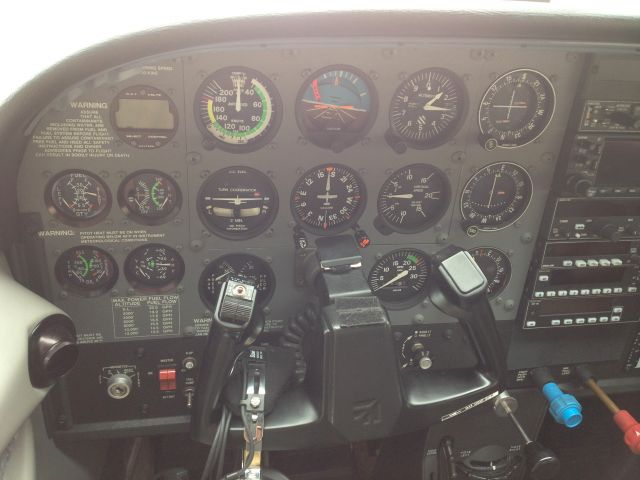 Cessna Skylane (N146NE)