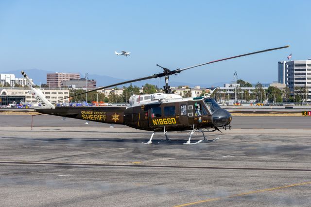 Bell UH-1V Iroquois (N186SD)