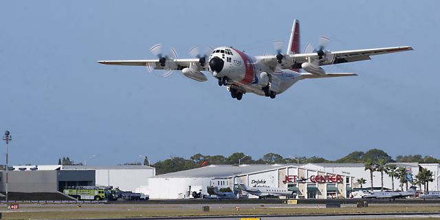 Lockheed C-130 Hercules —