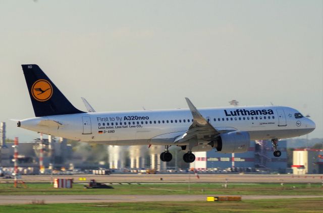 Airbus A320 (D-AIND)