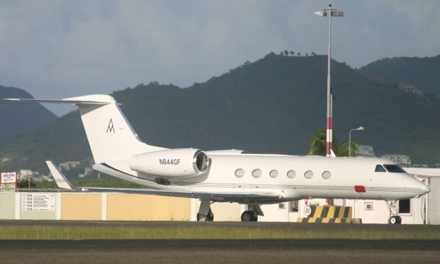 Gulfstream Aerospace Gulfstream IV (N844GF)