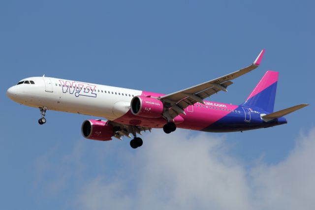 Airbus A321 (9H-WAJ) - 29/04/2025:br /Flight from Rome, FCO > TLV, final to runway 21.