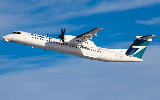 de Havilland Dash 8-400 (C-FTEN)