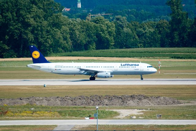 Airbus A321 (D-AIRA) - Lufthansa A321-131 cn458