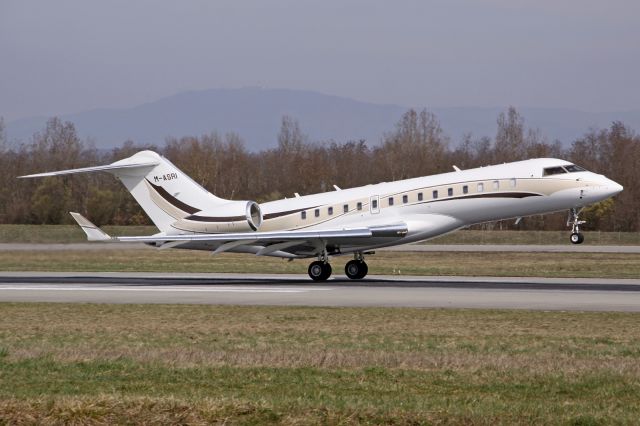 Bombardier Global Express (M-ASRI)