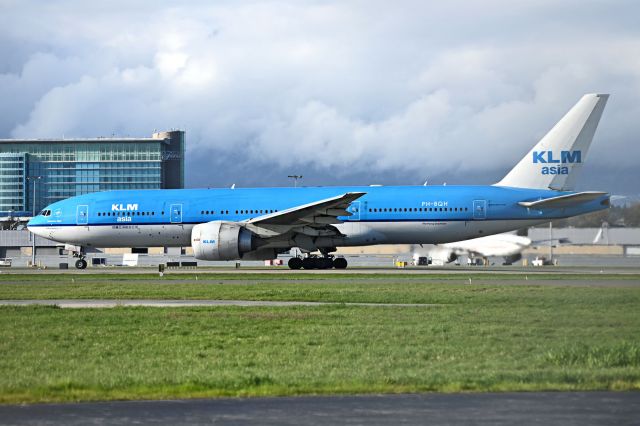 Boeing 777-200 (PH-BQH)