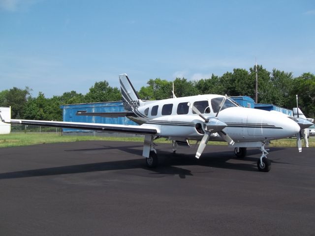 Piper Navajo (N345BM)