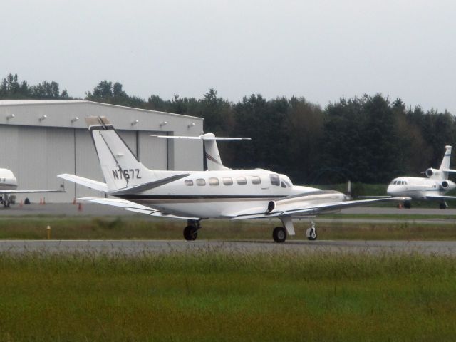 Cessna Conquest 2 (N767Z) - A vey fast and powerful aircraft! Take off runway 24 at Teterboro.