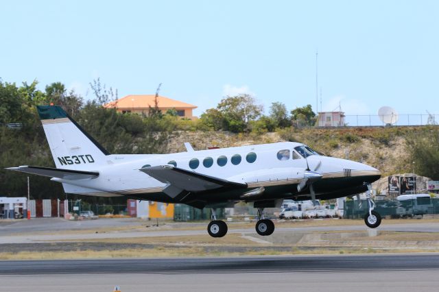 Beechcraft King Air 100 (N53TD)